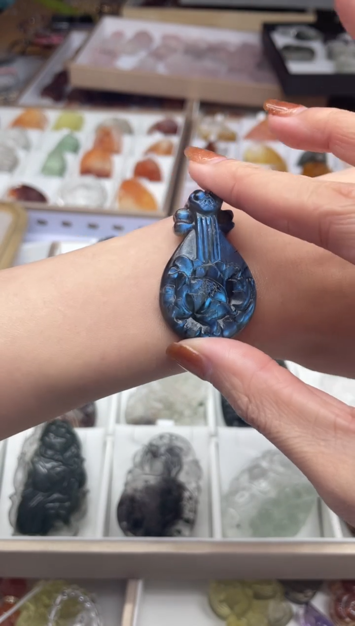 【闪购商品】水晶吊坠(不含链)未镶嵌吊坠