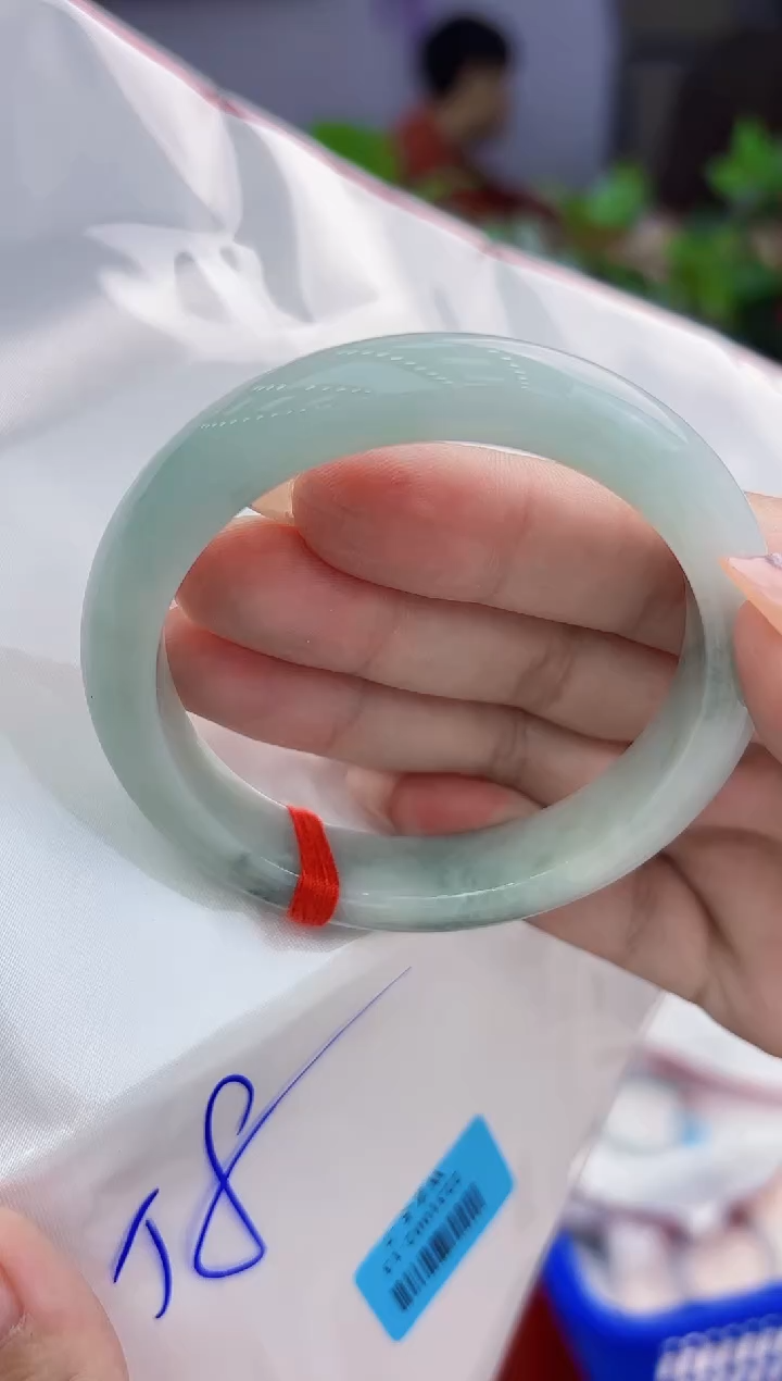 【闪购商品】翡翠手镯未镶嵌翡翠手镯