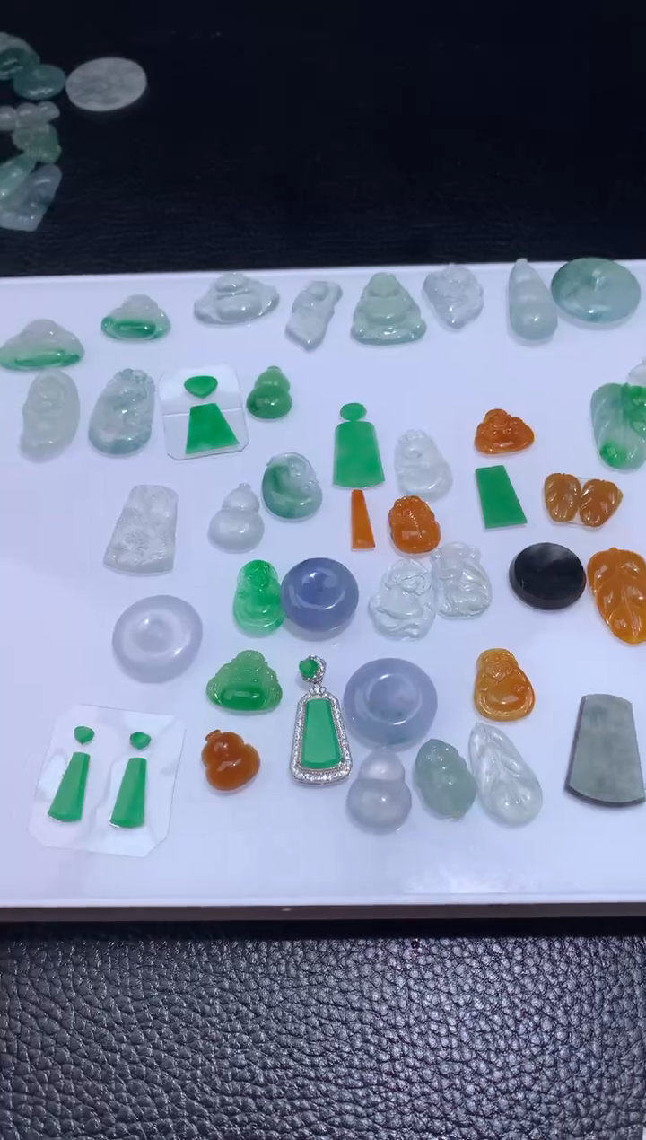 【闪购商品】定制翡翠未镶嵌咨询客服链接