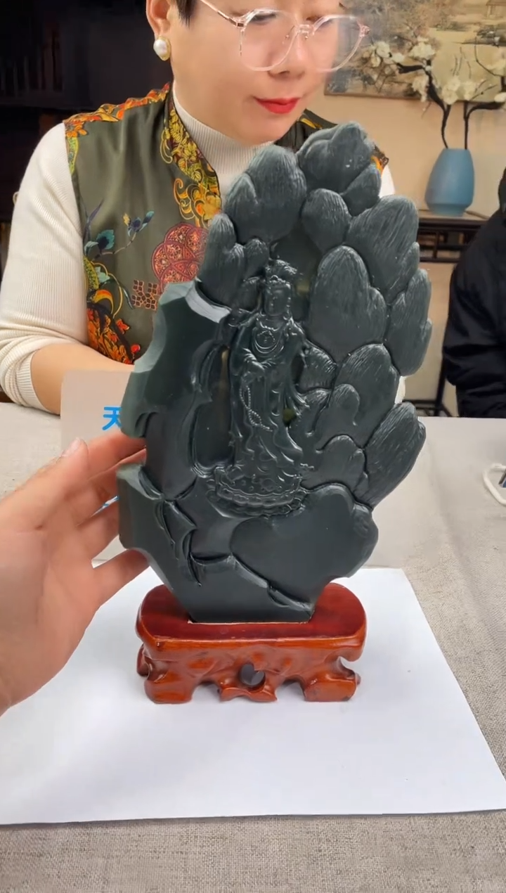 【闪购商品】定制和田玉多样性发货拍一发一24234