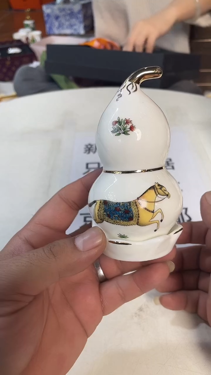 杯鸿辉家品牌瓷器，京东包邮！