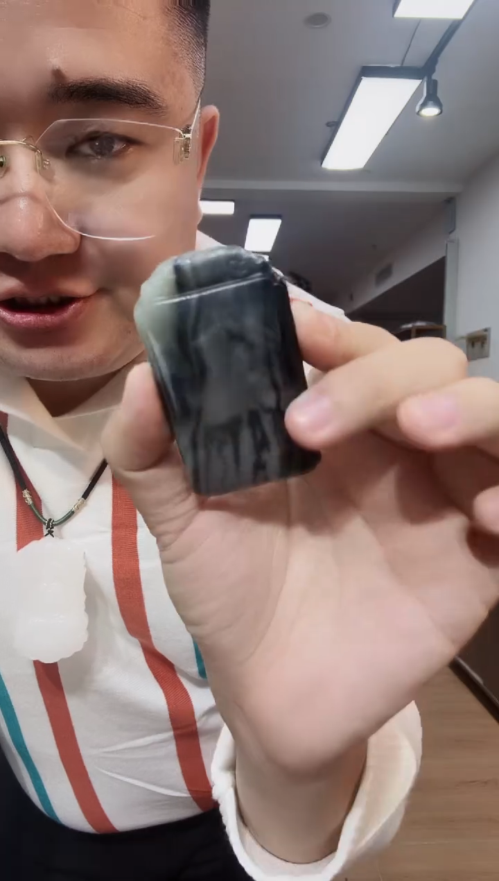 未镶嵌手链透闪石质玉1                           