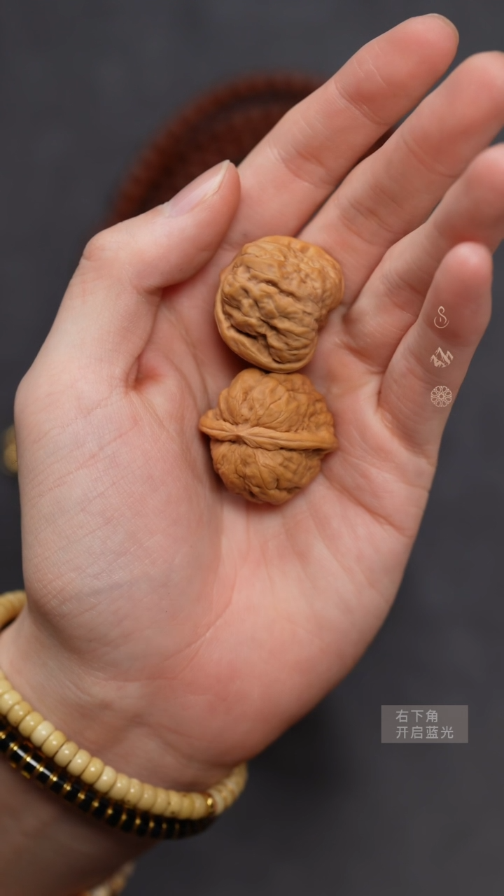 【闪购商品】文玩核桃把件蛤蟆核桃