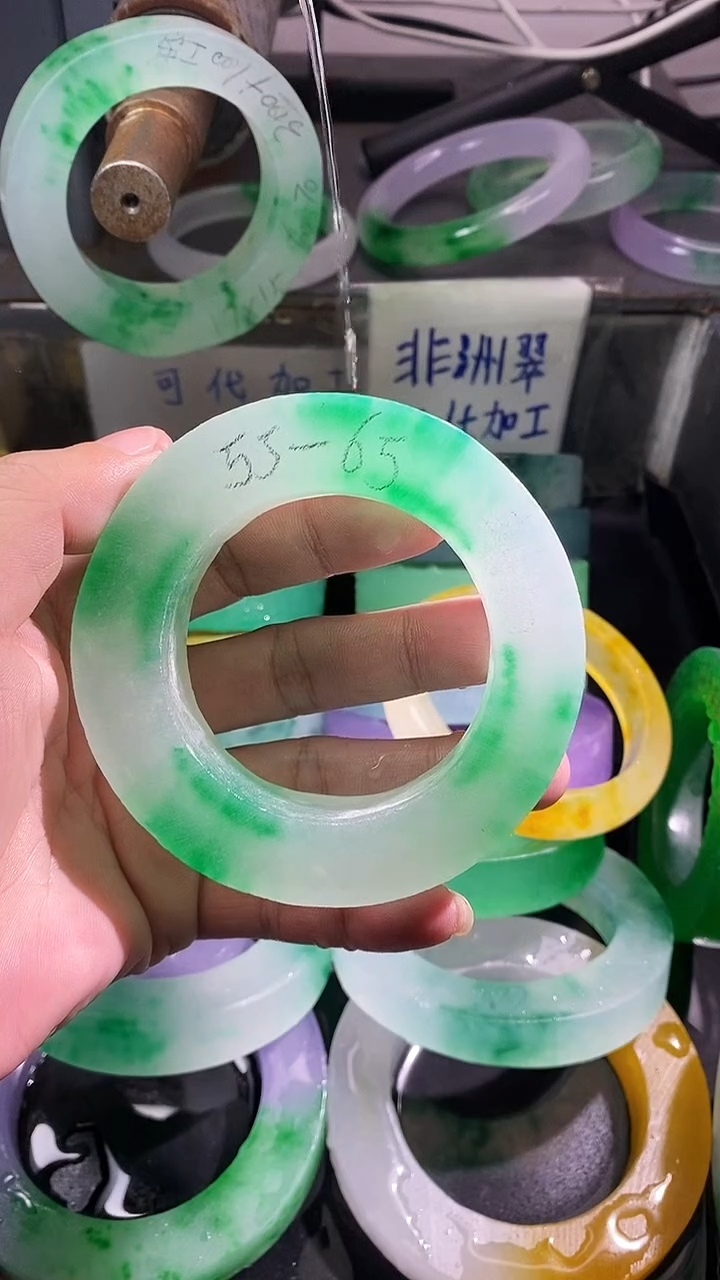 玉?***秀非洲老料百搭手镯