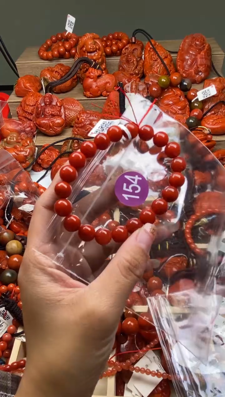 【闪购商品】南红玛瑙珠宝奇石未镶嵌154--9+