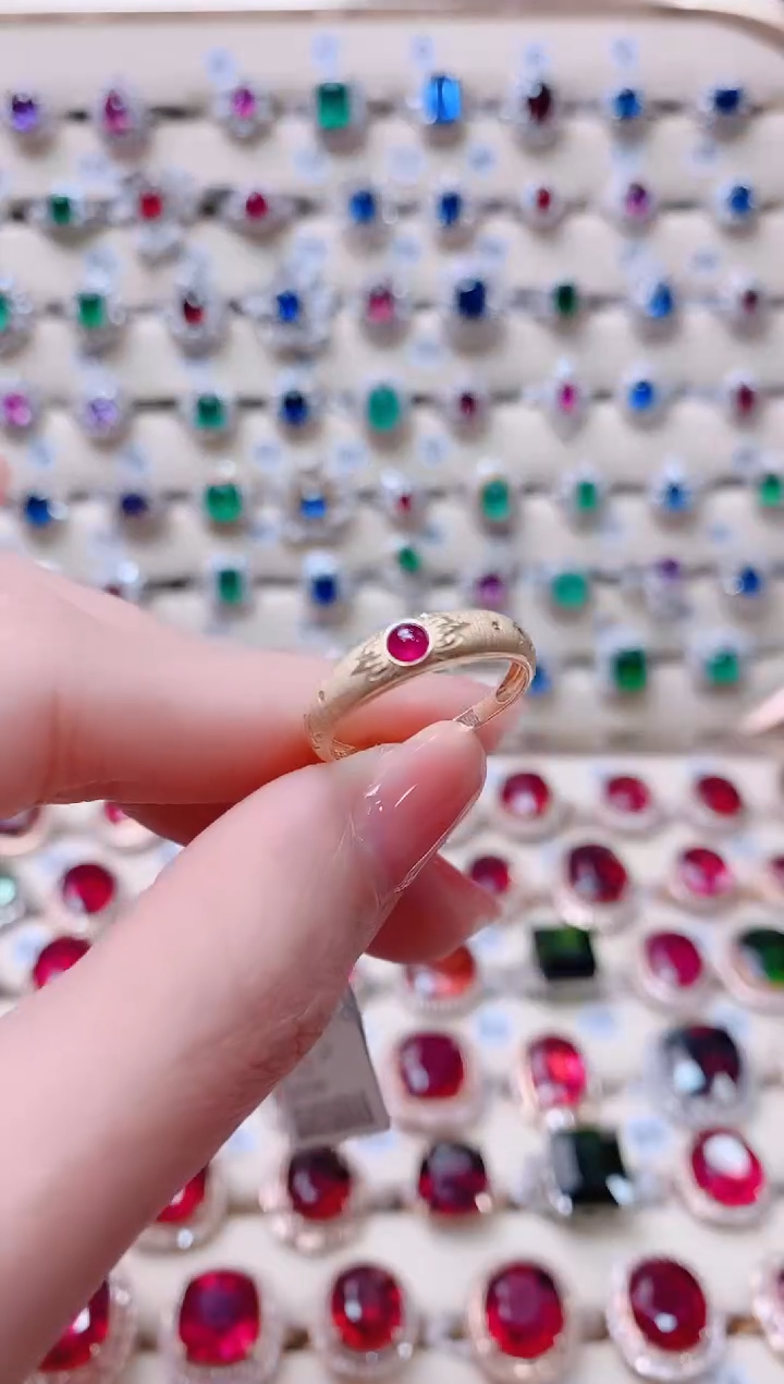 【闪购商品】红宝石18K金戒指18K金镶嵌1