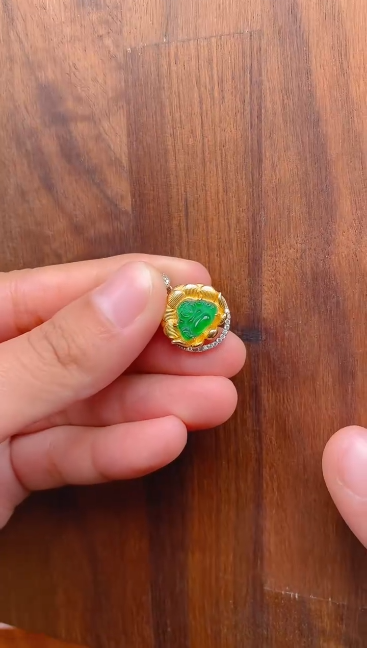 【闪购商品】翡翠吊坠(不含链)银S925镶嵌佛公