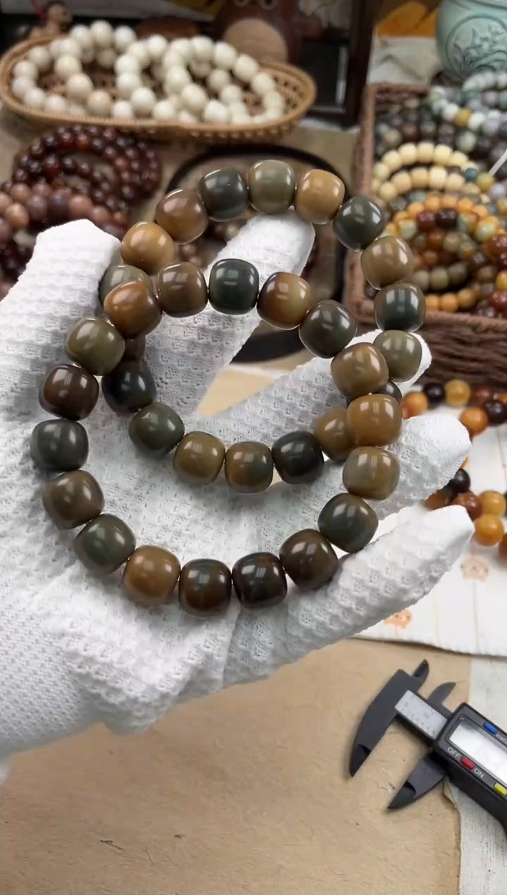 手串菩提根/象牙果a291 卡15 干磨猪油膏瑕疵