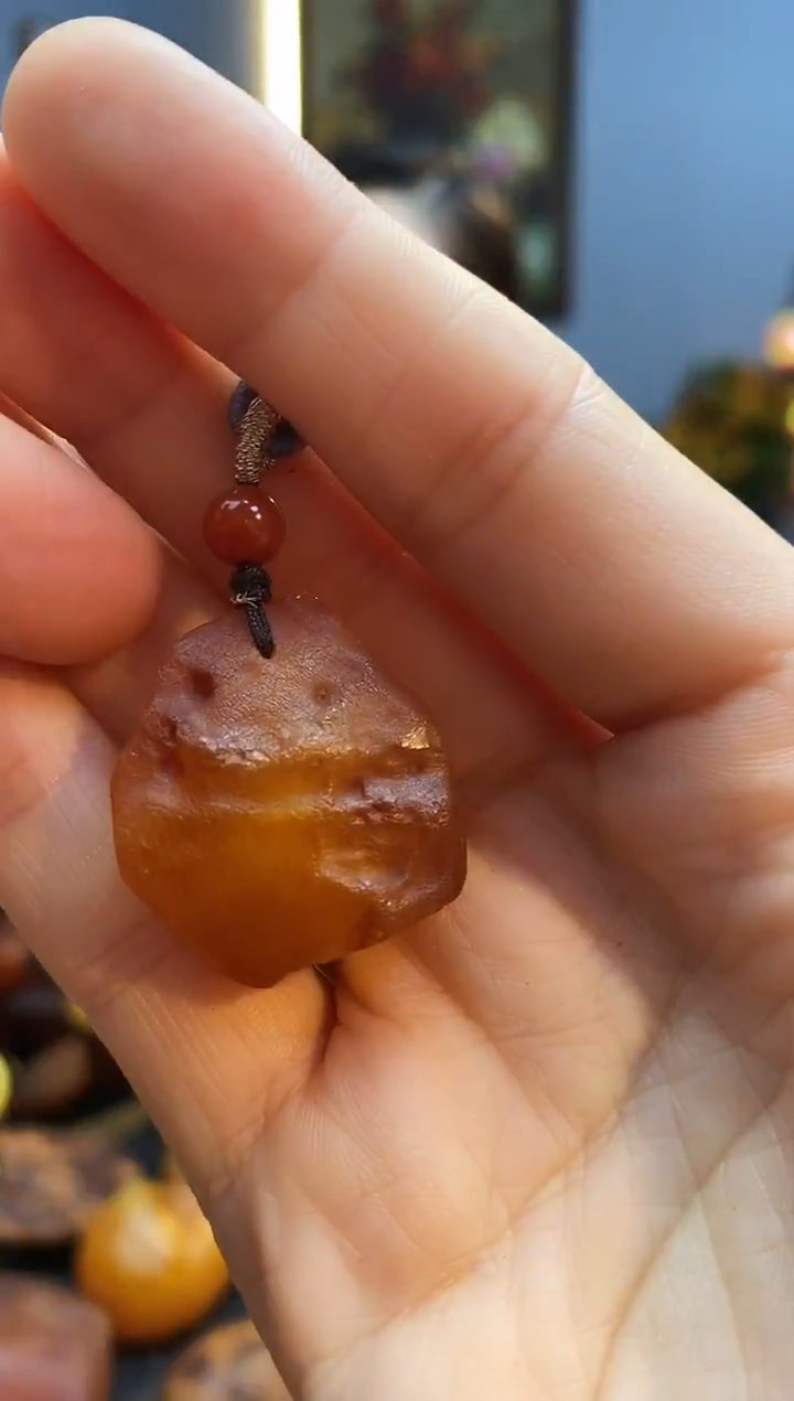 琥珀颈饰未镶嵌挂件1