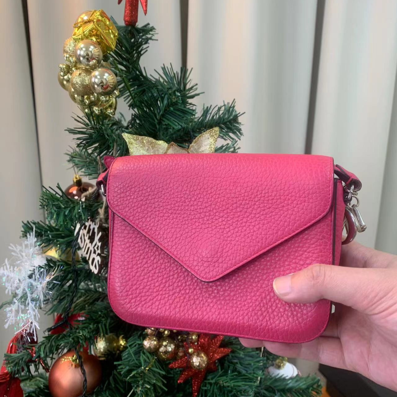 95新 DIOR/迪奥 玫红色小邮差斜挎包