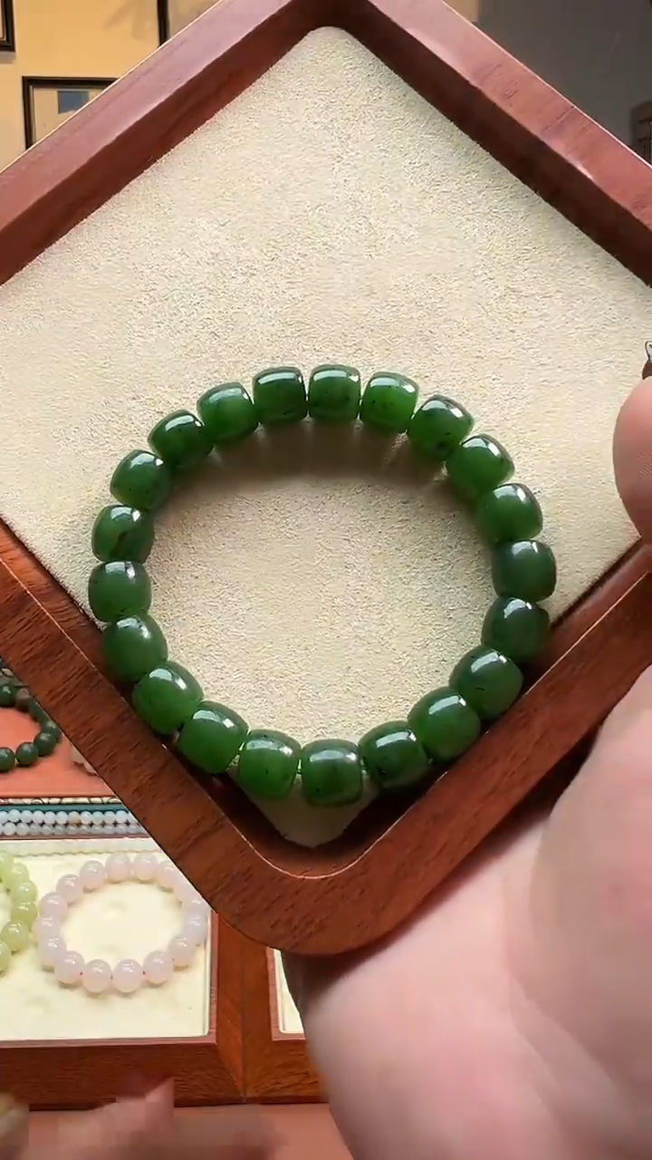 未镶嵌手串和田玉10mm左右碧玉直切单圈