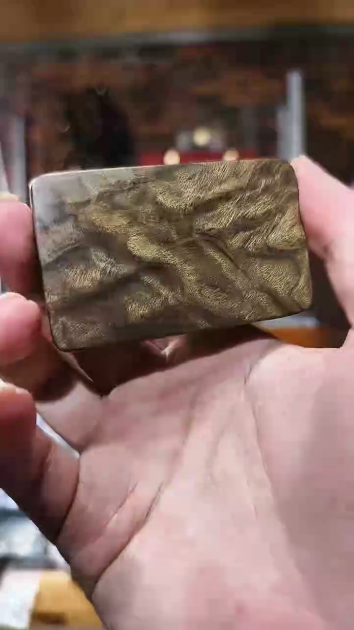 金丝楠无事牌手把件