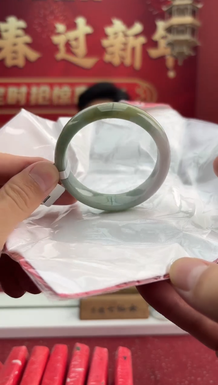 【闪购商品】翡翠手镯未镶嵌5手镯·1