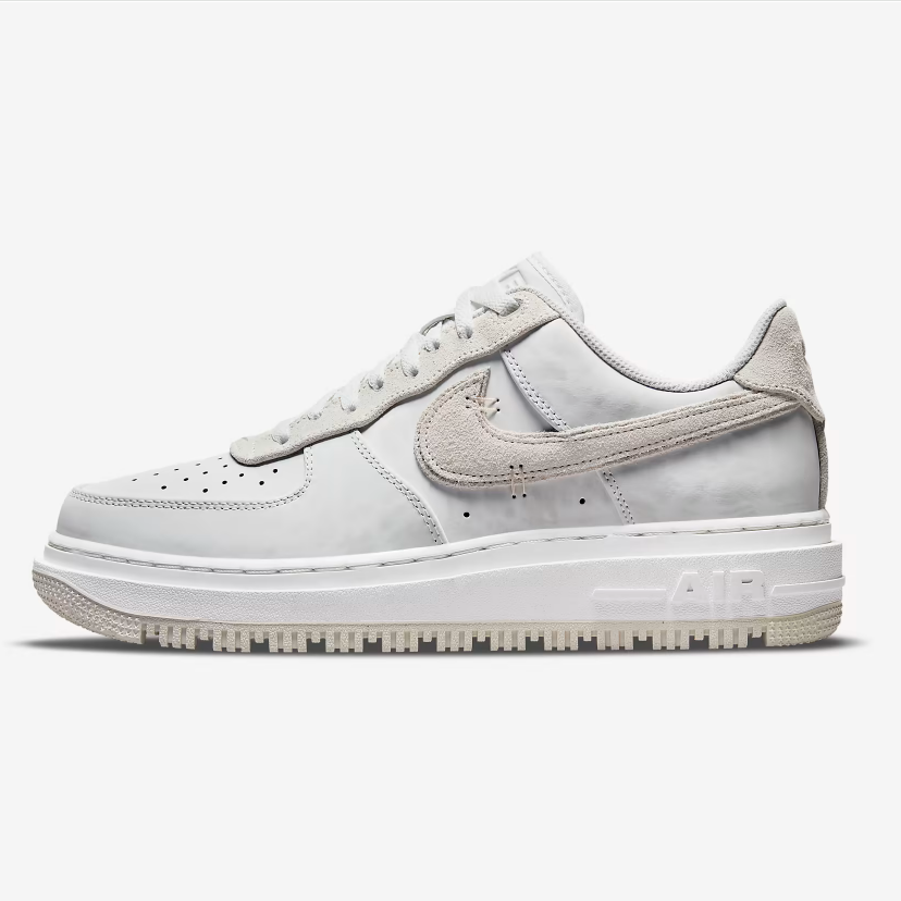 NIKE/耐克(官方正品)男款AF1空军一号厚底低帮休闲鞋DD9605100