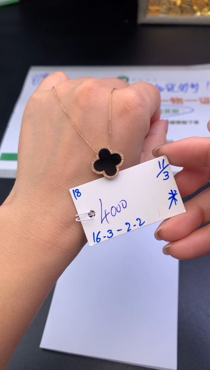 【闪购商品】翡翠颈饰18K金镶嵌四叶草