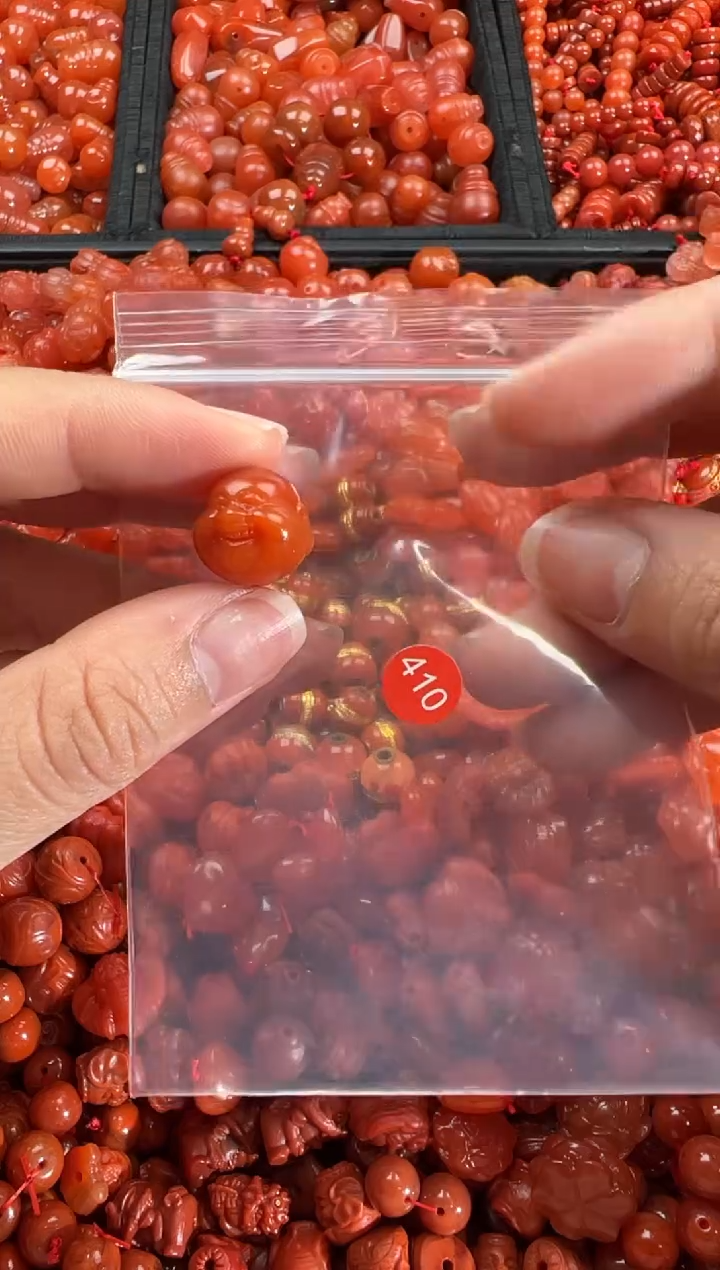 【闪购商品】南红玛瑙颈饰未镶嵌1