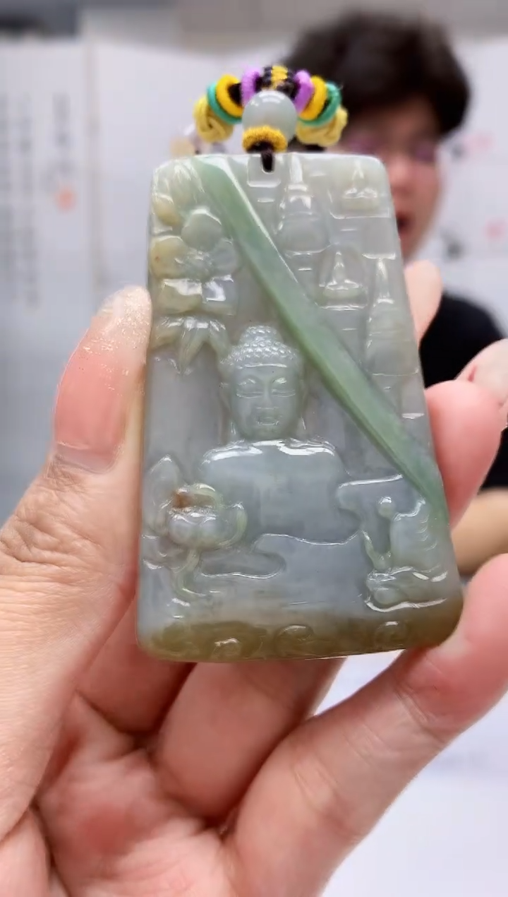 【闪购商品】定制翡翠未镶嵌4688MM-毛货挂件52