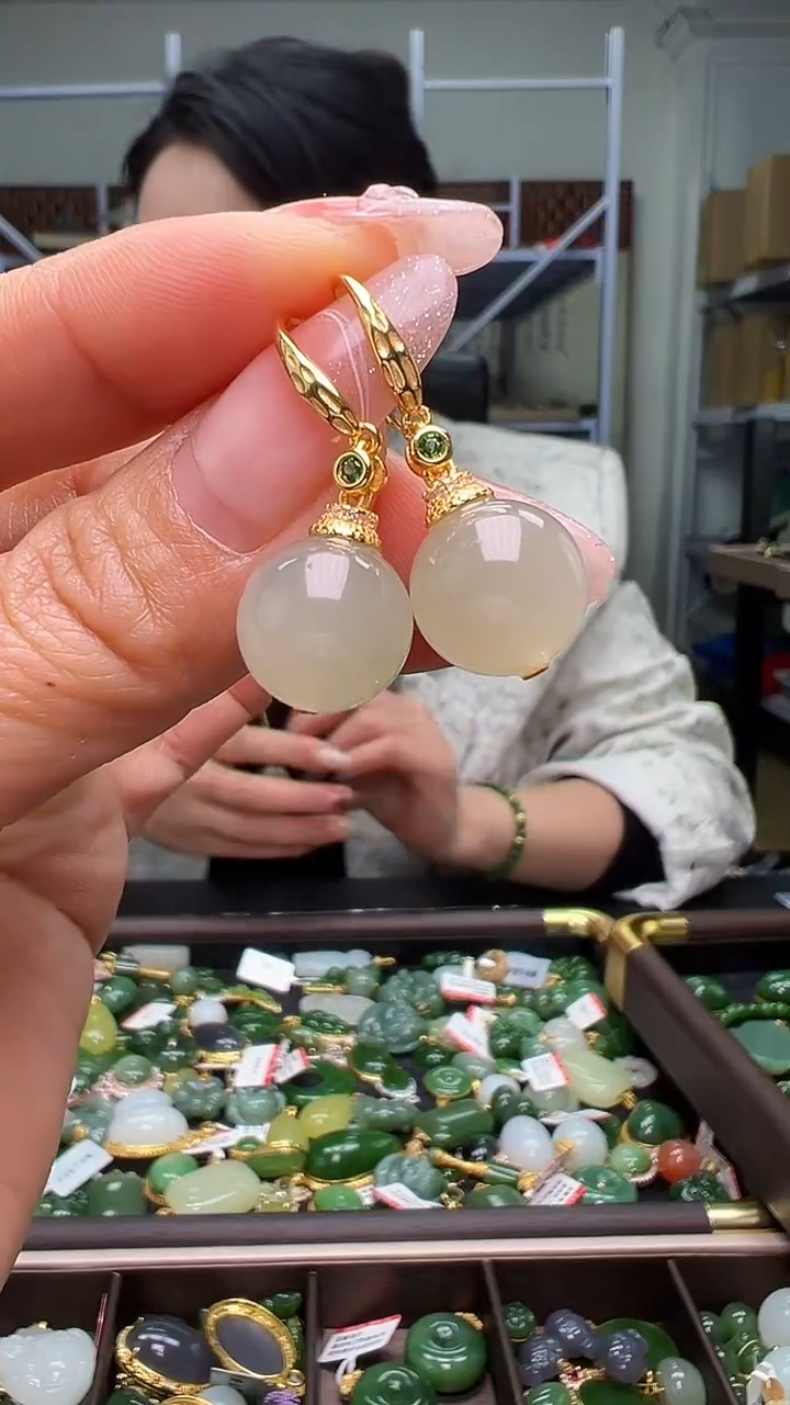 颈饰银S925镶嵌和田玉（多样性发货.发其一)12.27.06