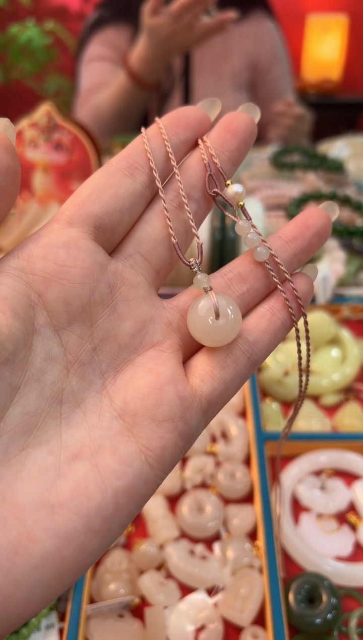 【闪购商品】和田玉吊坠未镶嵌藕粉胖墩小平安扣15mm