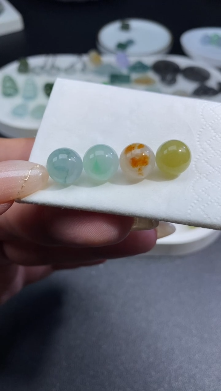 未镶嵌定制翡翠薄****?3500+350=3850毛货5889