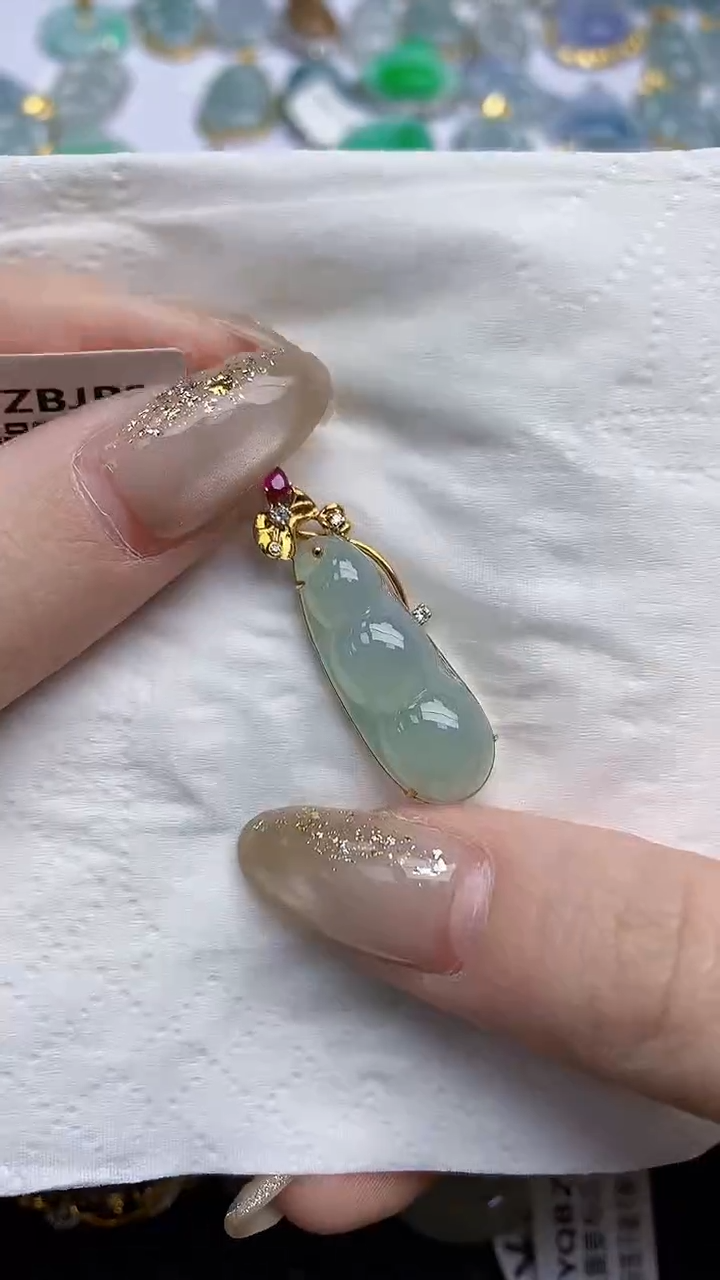 【闪购商品】翡翠颈饰18K金镶嵌天然A货翡翠 