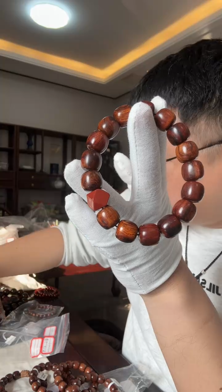 【闪购商品】黄花梨/降香黄檀手串/手链益香堂精品手串  