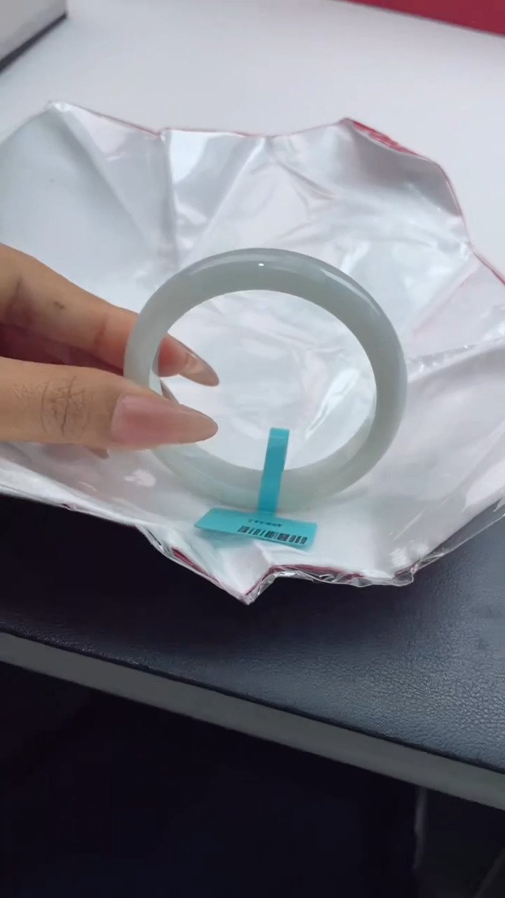 【闪购商品】翡翠手镯未镶嵌9翡翠手镯1