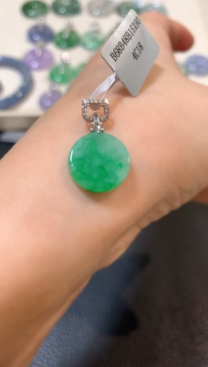 翡翠18K金镶嵌吊坠(不含链)b14多样性一件发货