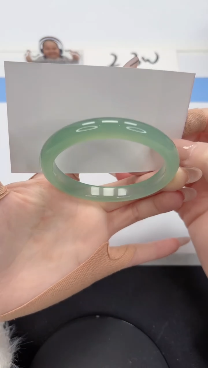 【闪购商品】石英质玉手镯未镶嵌A41-57.7