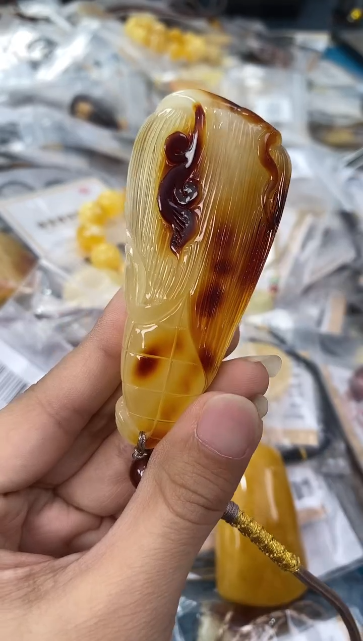 未镶嵌琥珀裸石天然琥珀蜜蜡