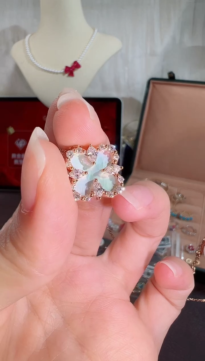 颈饰18K金镶嵌钻石BN1949#-R#105