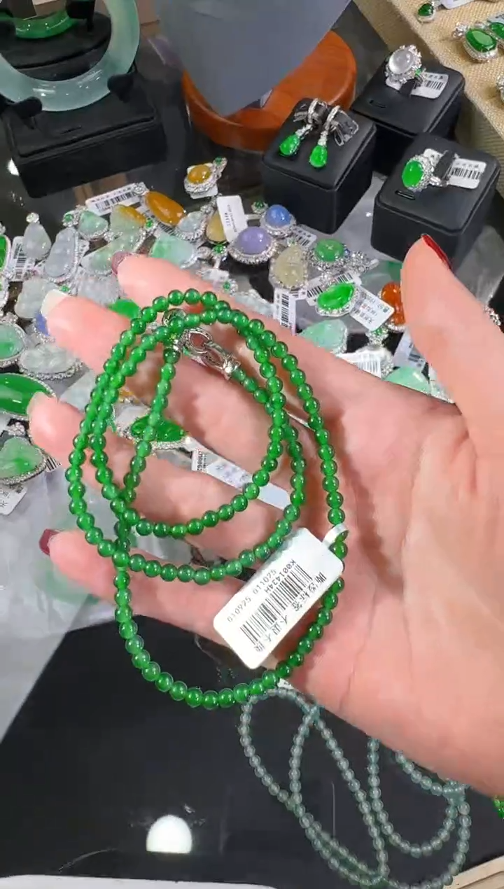 【闪购商品】翡翠项圈未镶嵌小米珠