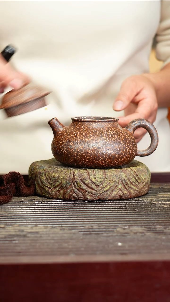 宜兴原矿紫砂壶茶壶宜兴原矿紫砂壶茶壶250C