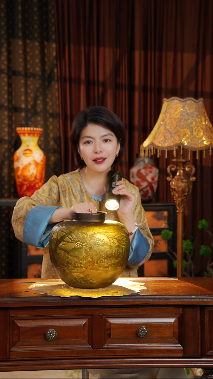 琉璃葛蕾。。。。。。。。