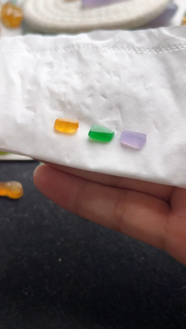 定制翡翠未镶嵌多彩随行切割8000+800-xmy