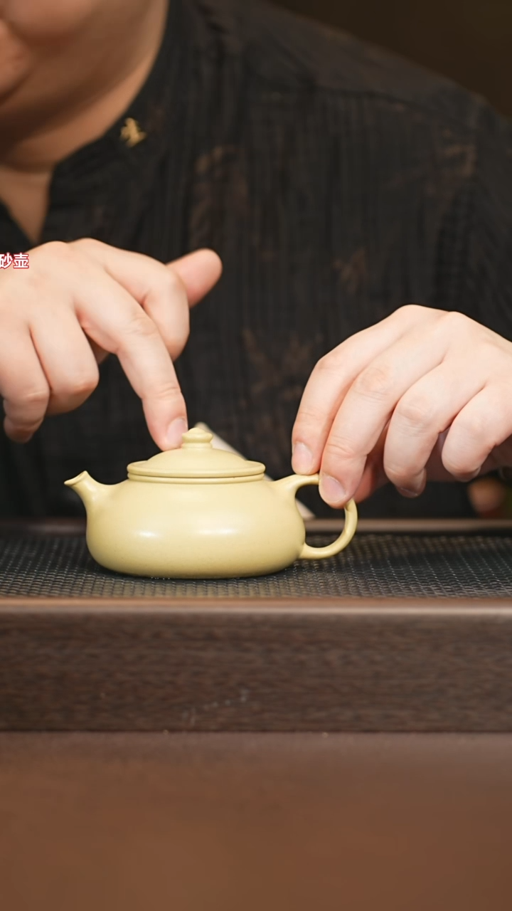 茶壶紫砂gwh 0520033074 翻口寒江
