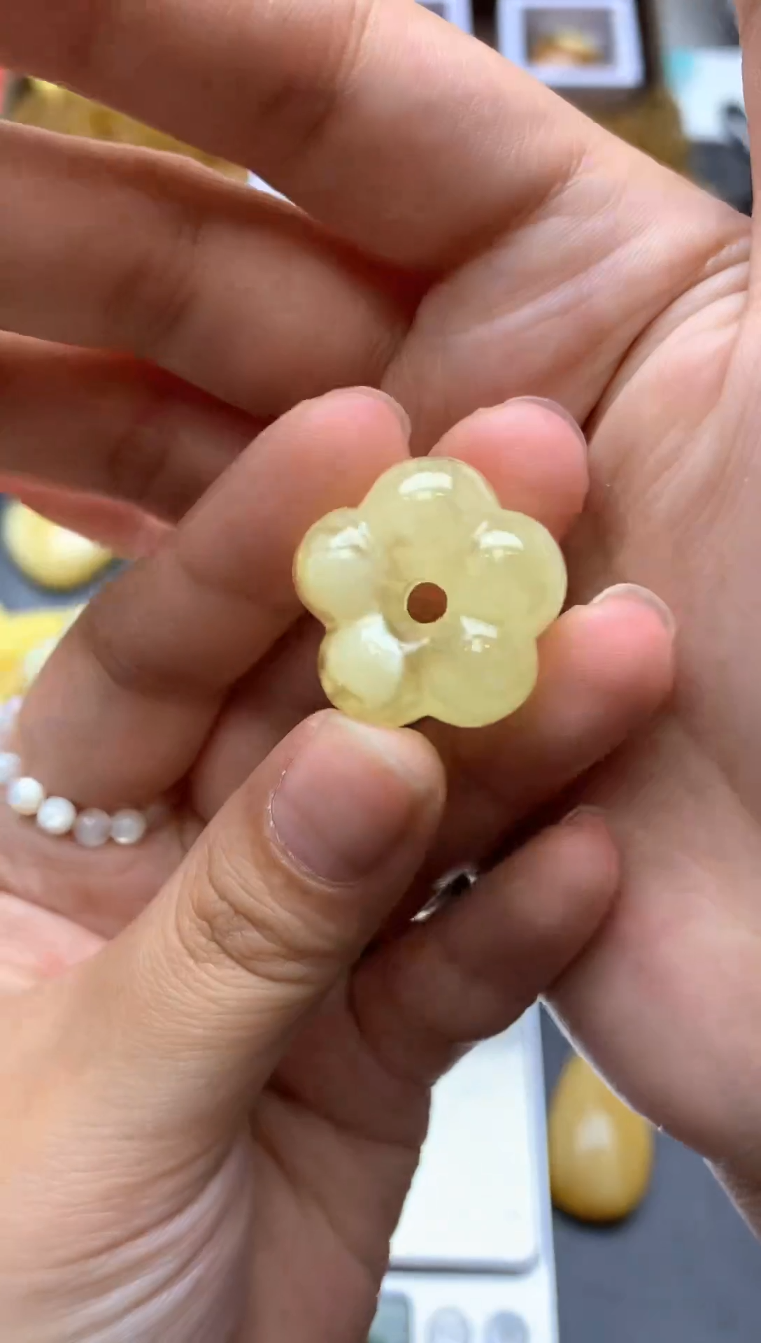 【闪购商品】琥珀珠宝奇石未镶嵌041琥珀蜜蜡花粉有纹小坑介意勿拍