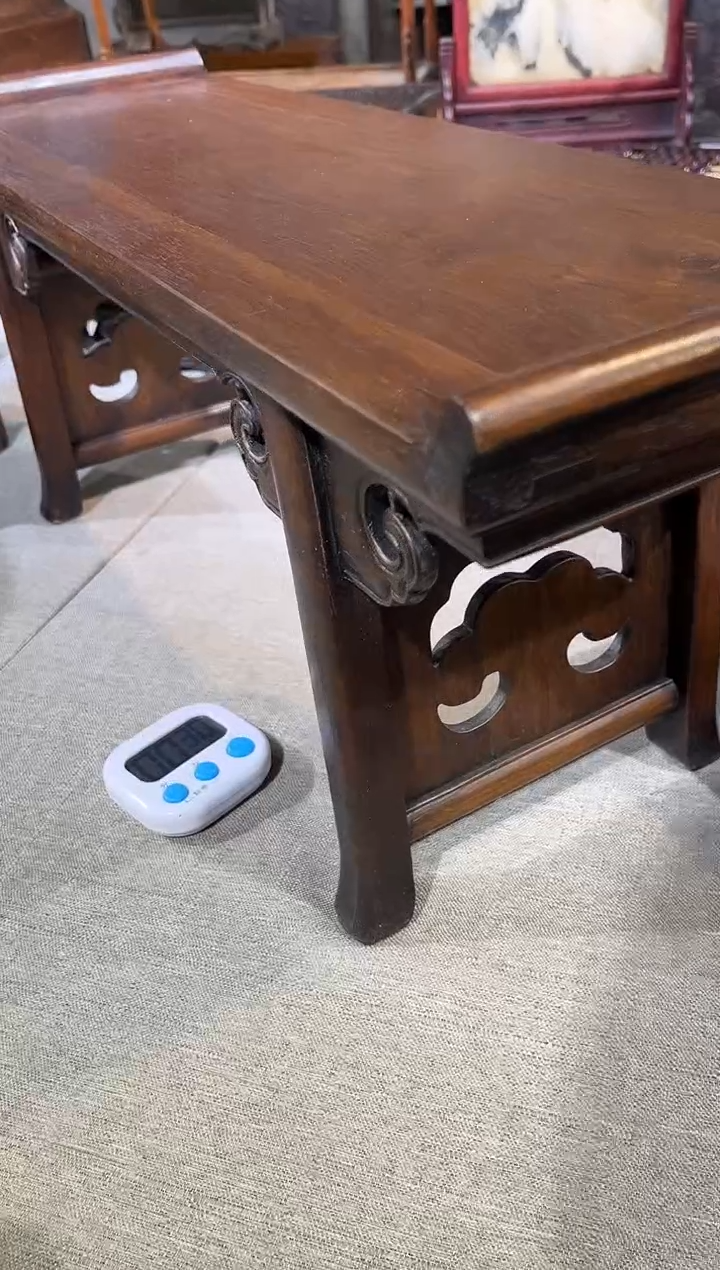 黄花梨/降香黄檀T****5海黄卷云牙板翘头案