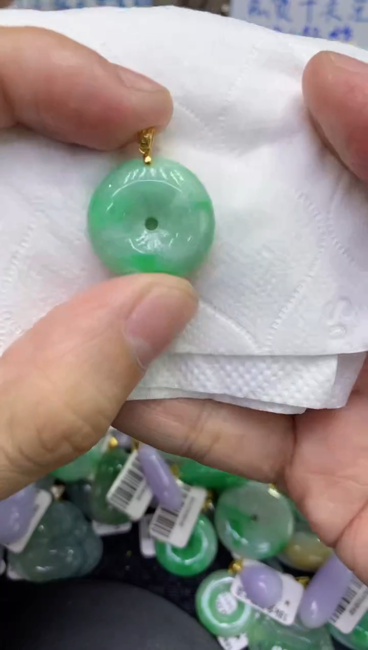 颈饰未镶嵌翡翠天然缅甸A货翡翠