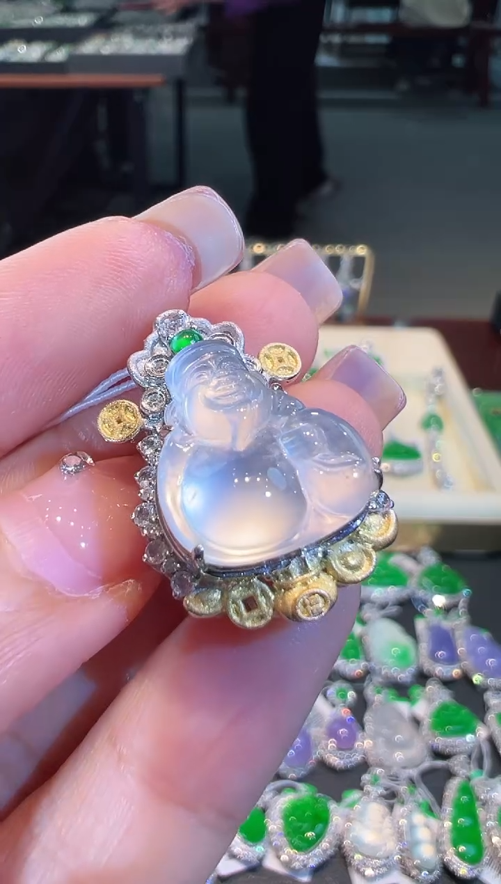 【闪购商品】翡翠吊坠(不含链)18K金镶嵌翡翠