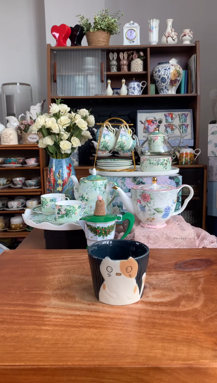 陶瓷手绘猫咪猪口杯