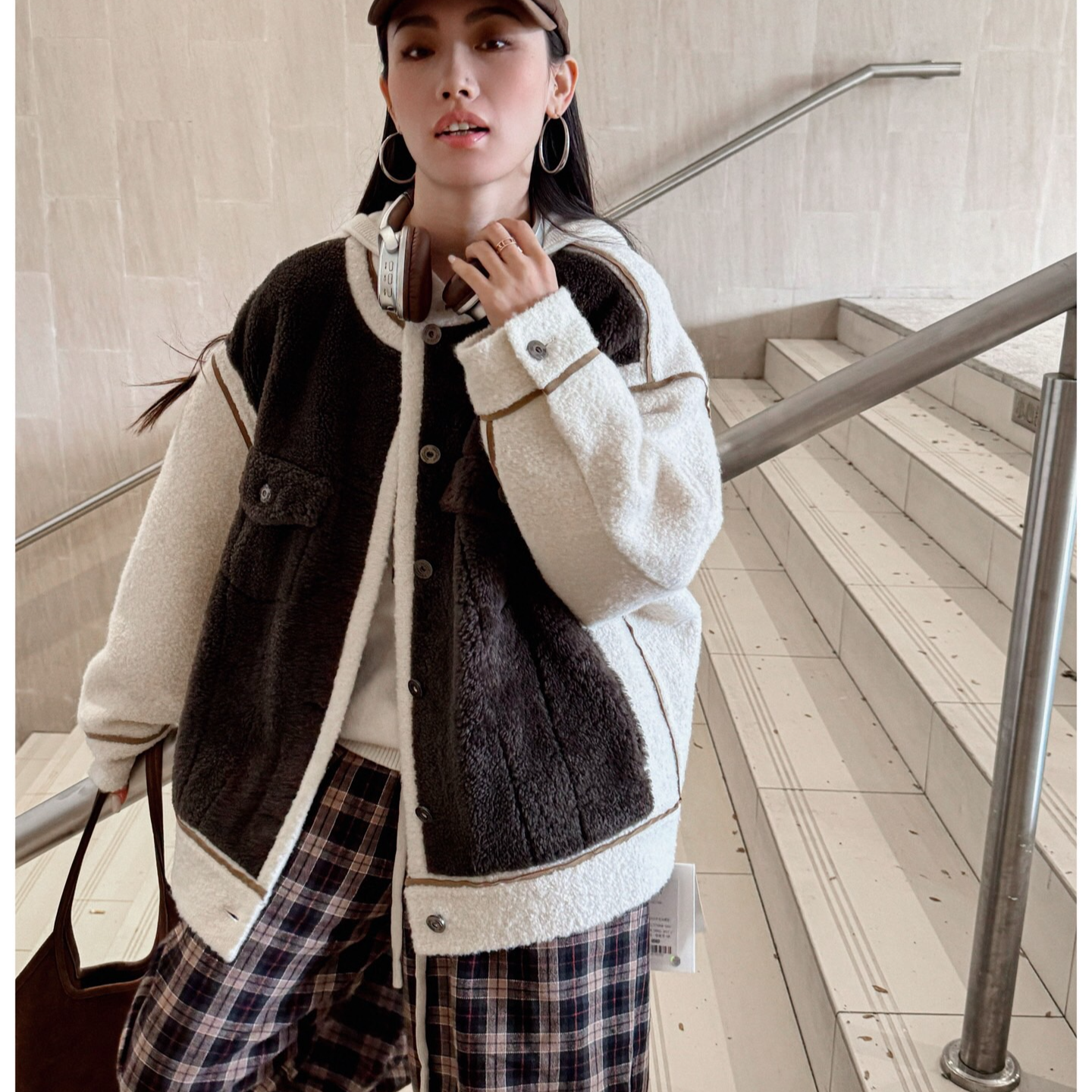 FIZZFLY 设计师品牌  粉色福福 大衣