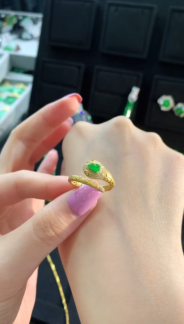 【闪购商品】翡翠戒指18K金镶嵌手饰 13圈