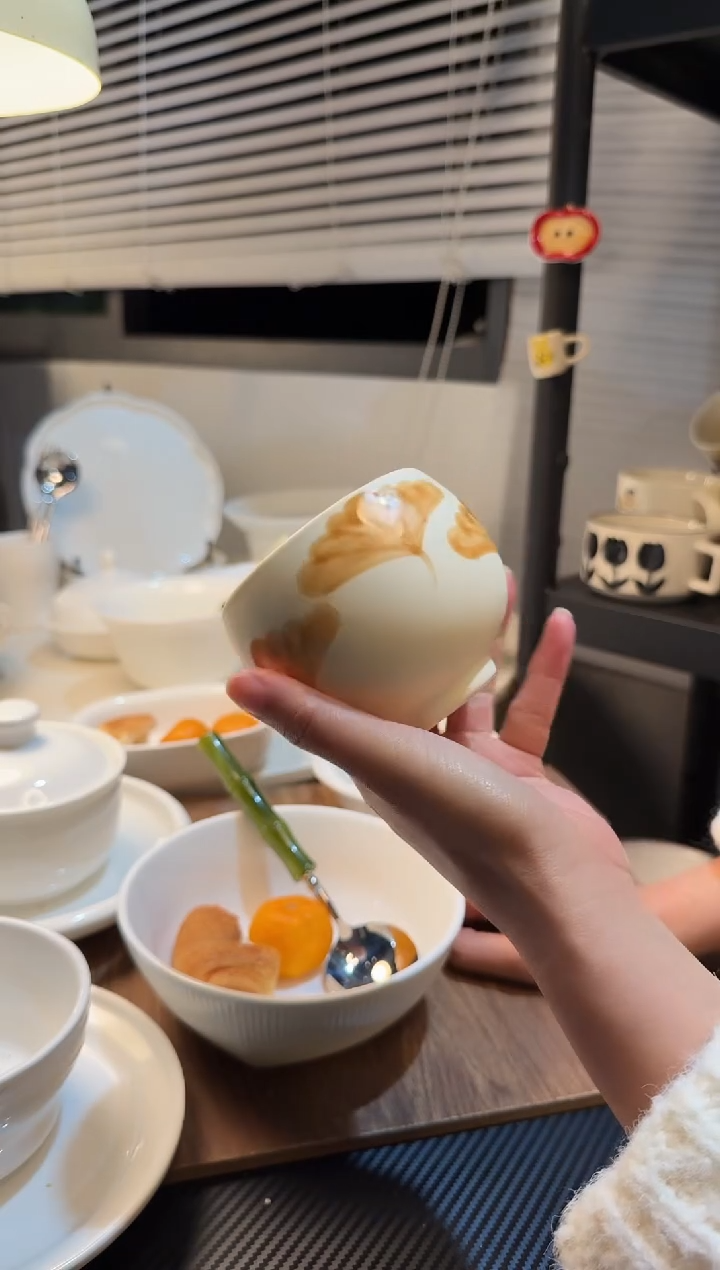 瓷银杏叶手握杯子350毫升