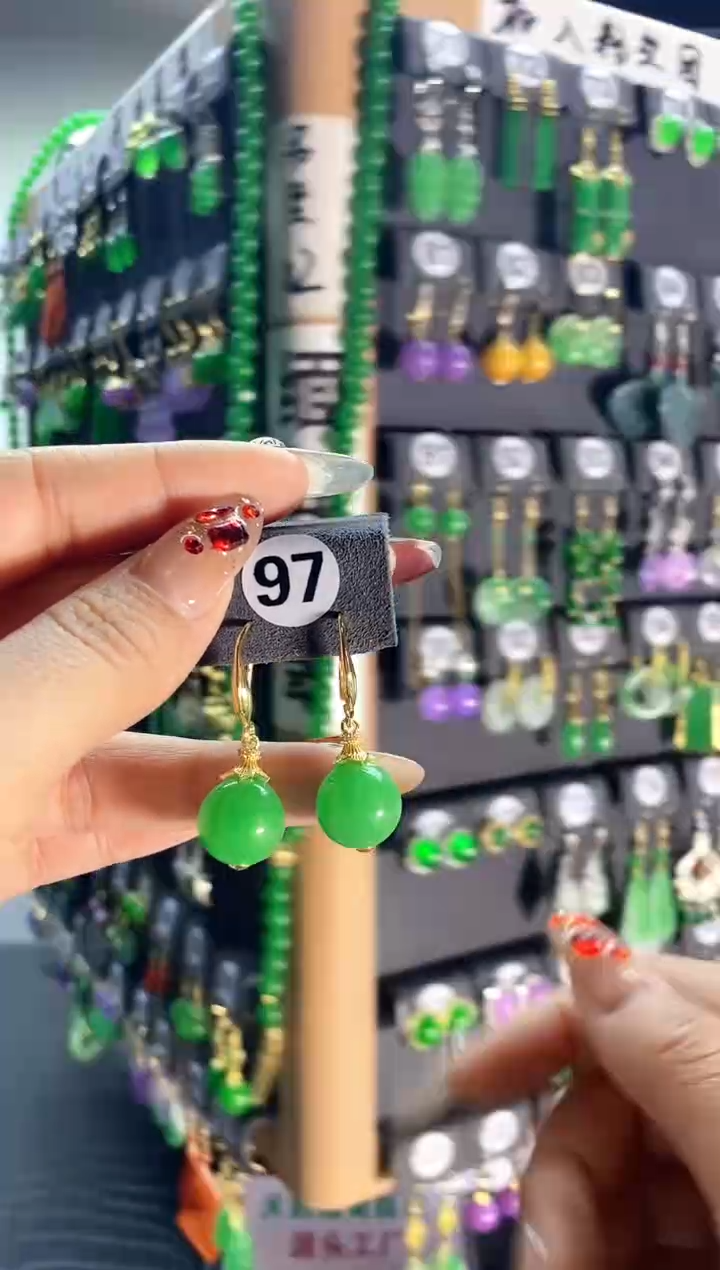 【闪购商品】翡翠耳饰银S925镶嵌97..