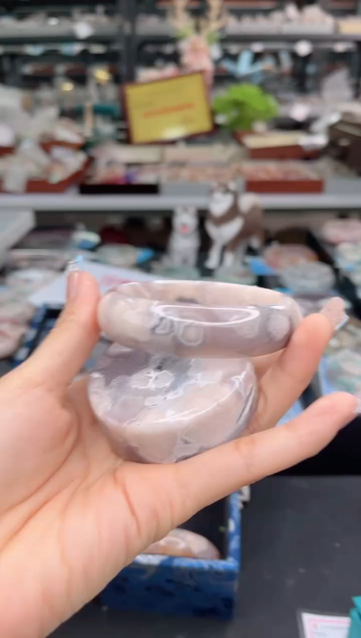 【闪购商品】石英质玉手镯未镶嵌60圈口（赠品镯心）1646587