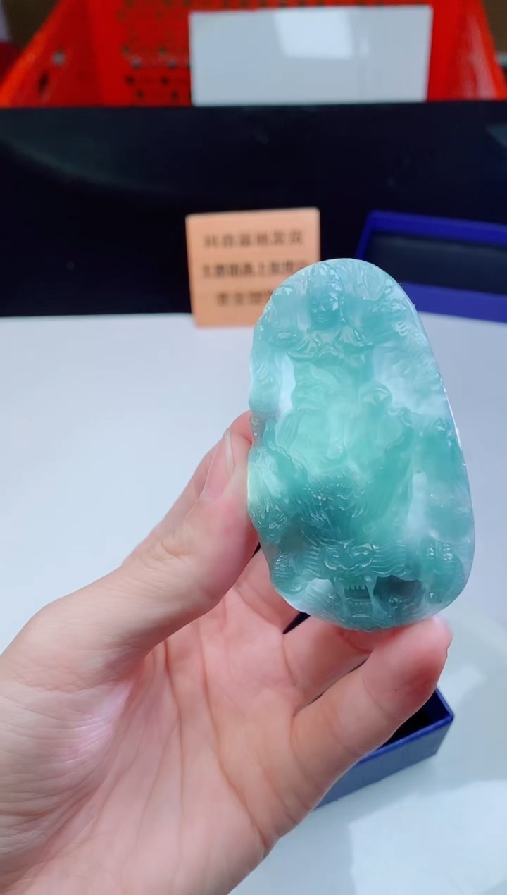 颈饰未镶嵌翡翠    ·