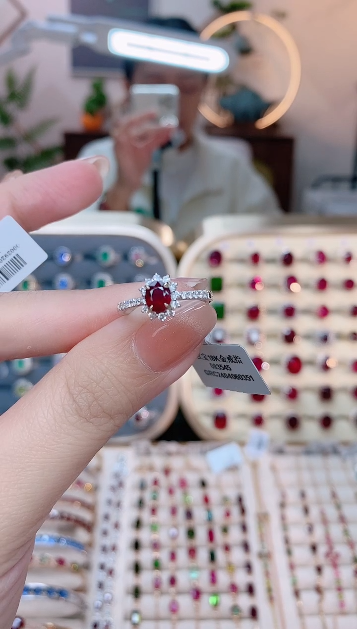 【闪购商品】红宝石18K金戒指18K金镶嵌1