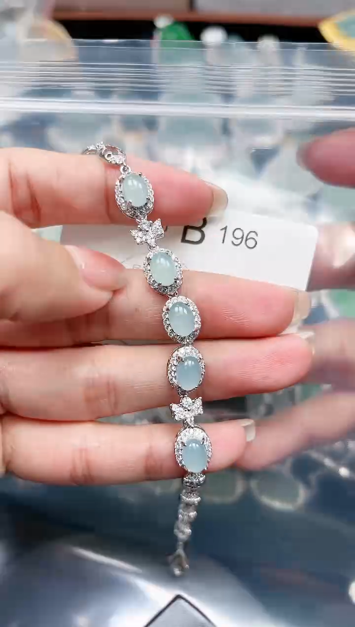 【闪购商品】翡翠颈饰未镶嵌196赠皮绳