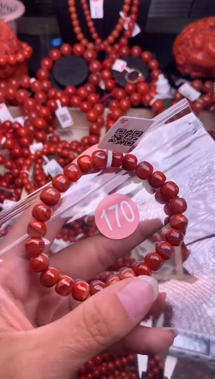 【闪购商品】南红玛瑙珠宝奇石未镶嵌170-8